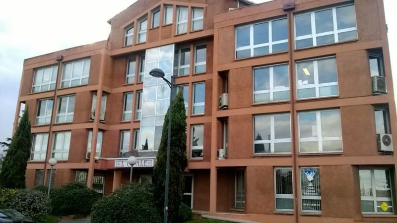 Toulouse,31200,5 Rooms Rooms,Local commercial,999